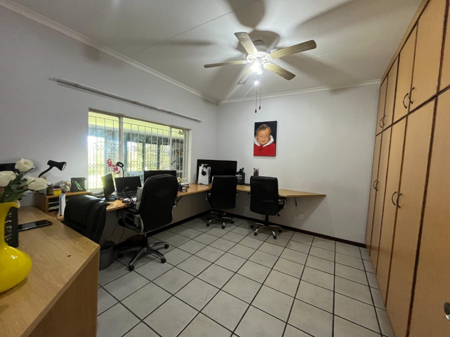 3 Bedroom Property for Sale in Olyfvenhoudtsdrift Northern Cape